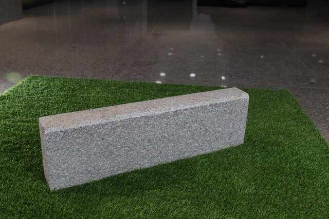 Брусчатка гранит Diamond Grey Брусчатка гранит Diamond Grey полнопиленная, термообработка от поставщика Стоко фото №1 из галереи